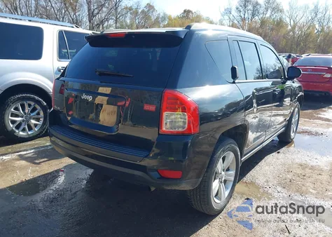 2012 Jeep Compass Sport z USA, uszkodzony, nr VIN 1C4NJDBB3CD676092